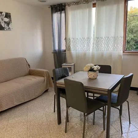 Sulla Piazza 90 M Dal Mare * Anzio