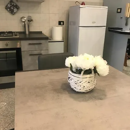 Sulla Piazza 90 M Dal Mare Anzio